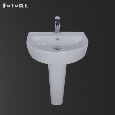 Một lỗ Phòng tắm Sqaure Chậu rửa mặt cao 840mm, Rộng 560mm